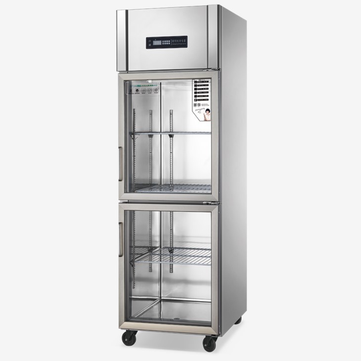 Lednička se dvěma skleněnými dveřmi